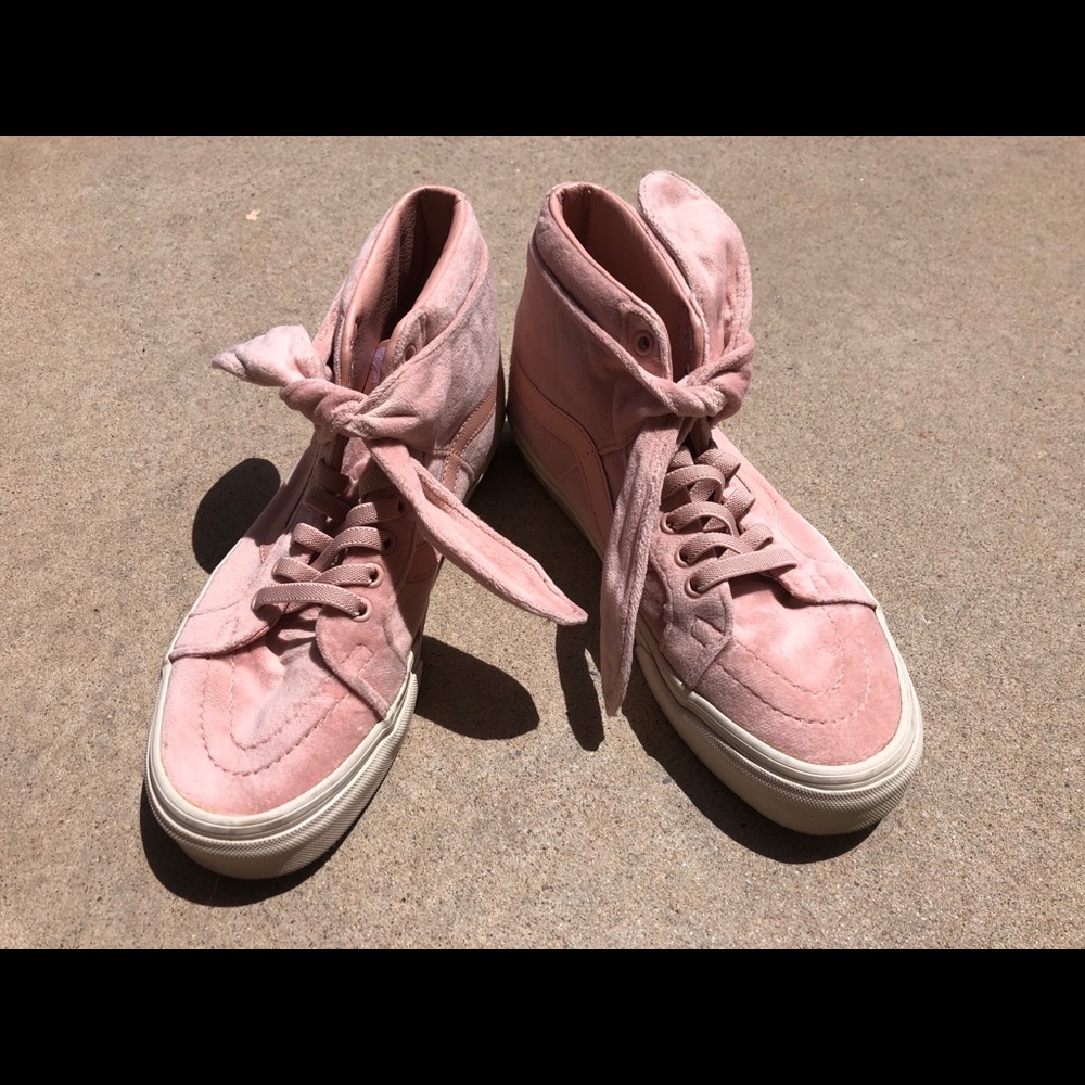 Dusty Rose Velvet Sk8-hi Vans💗